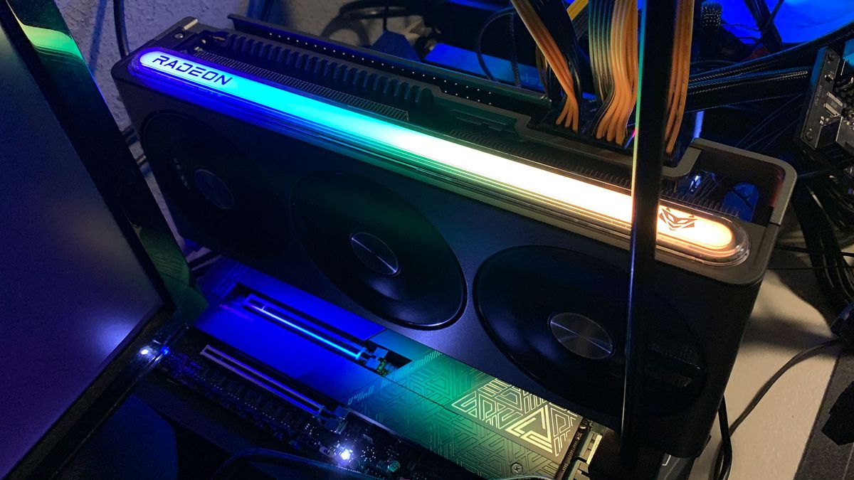 Sapphire RX 7900 XTX Nitro+ Vapor-X