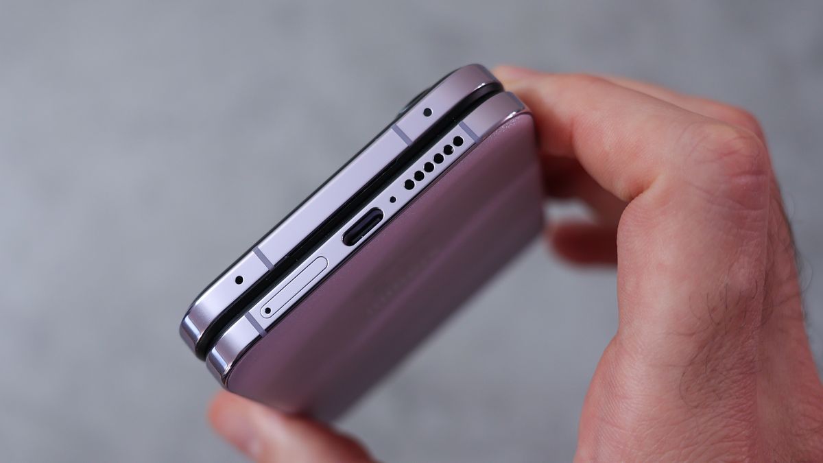 A photo of the Xiaomi Mix Flip