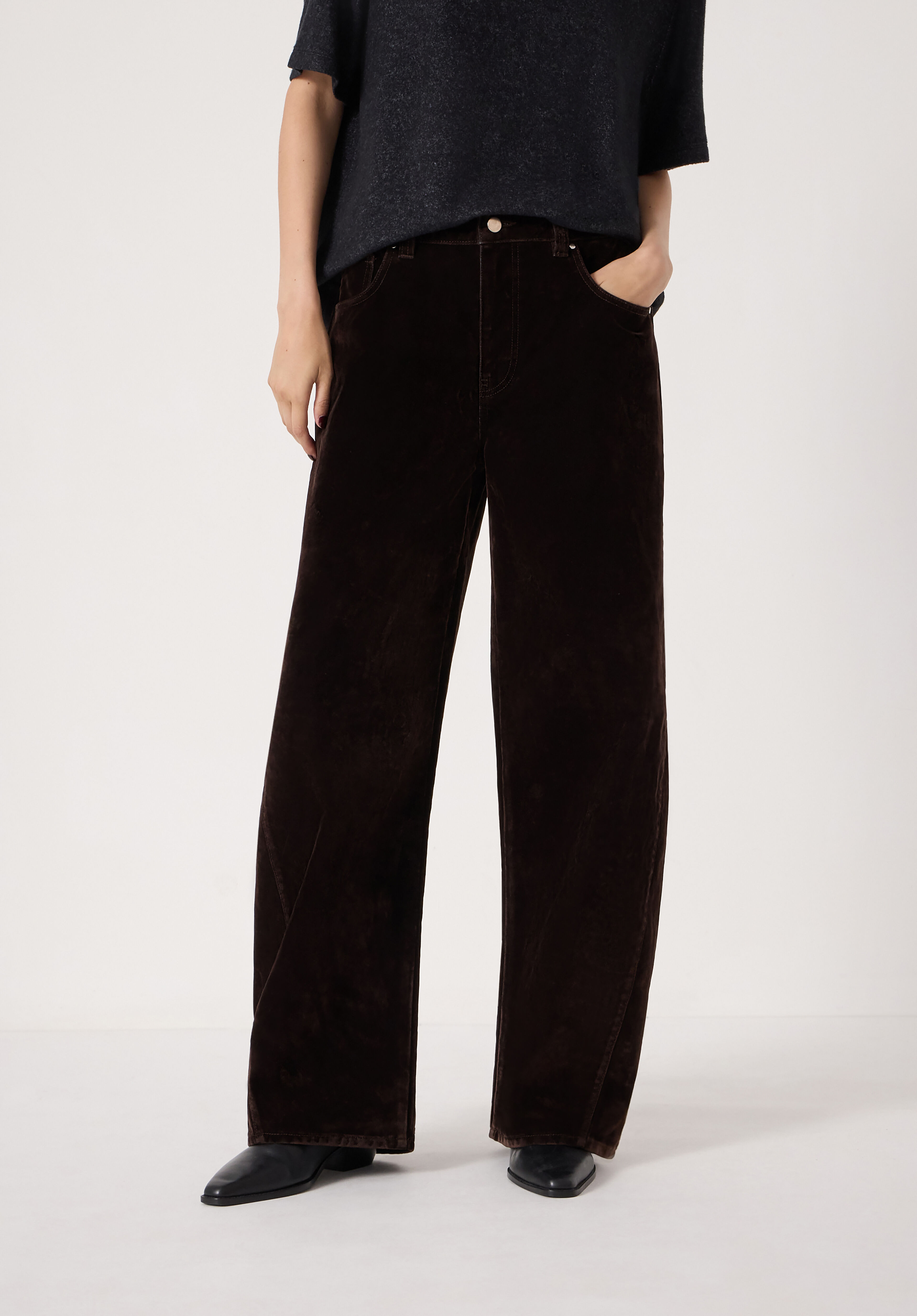 Velvet Flocked Denim Bree Barrel Jeans
