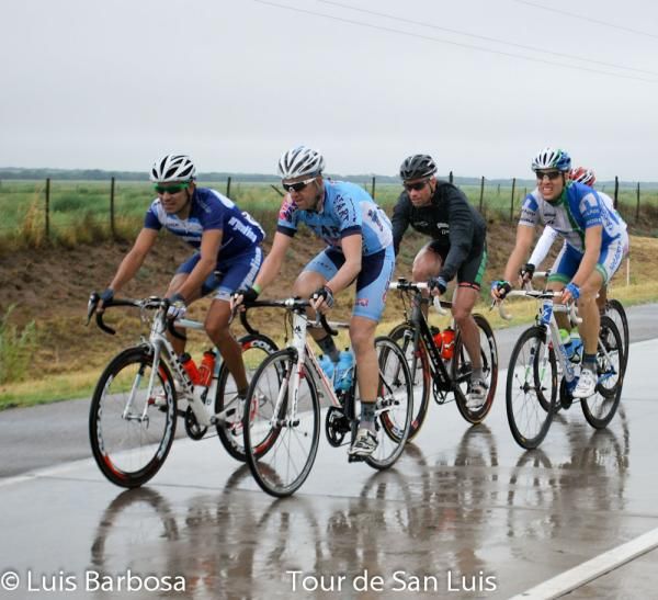 Grinding through the rain at the Tour de San Luis.