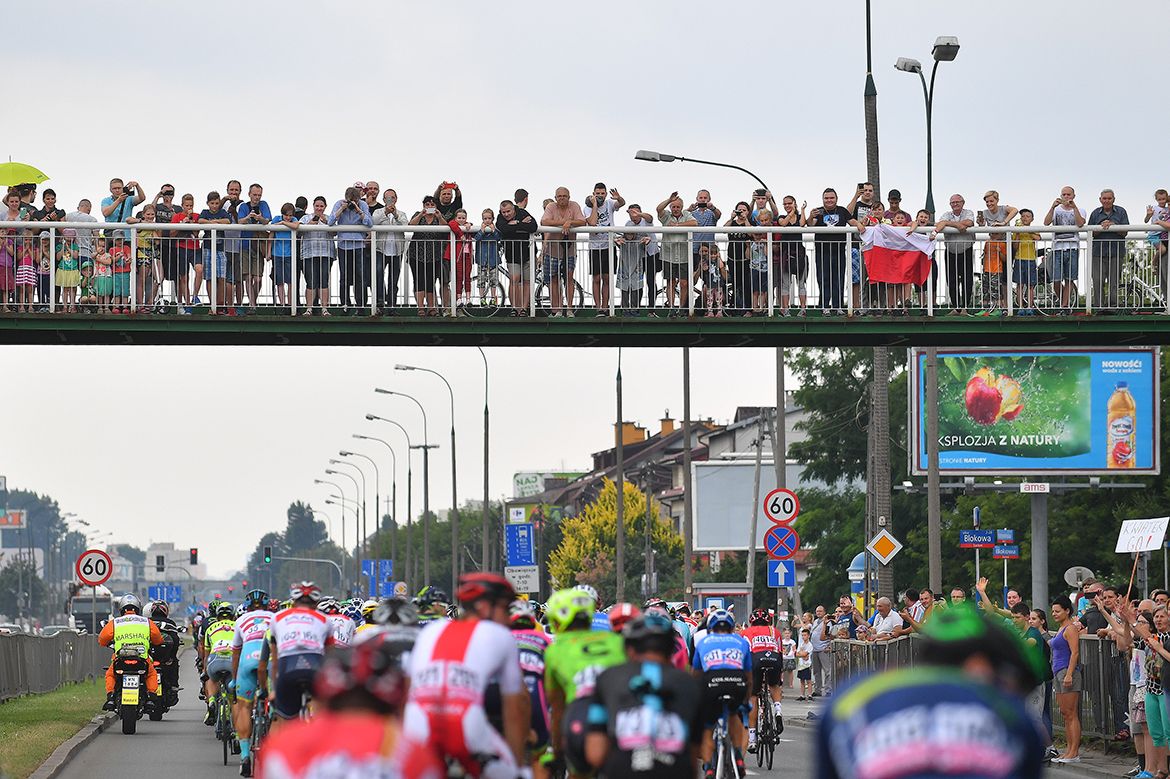 Fans watch the Tour de Pologne