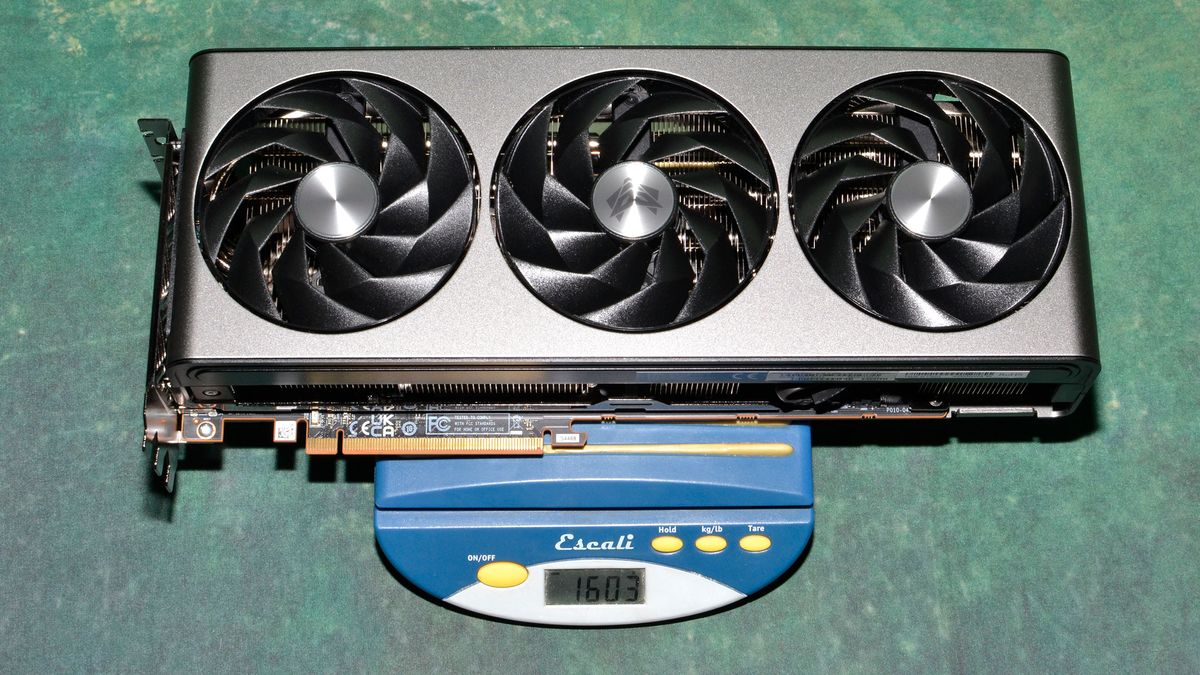 Sapphire RX 7800 XT Nitro+ Review: Big and Quiet | Tom's Hardware