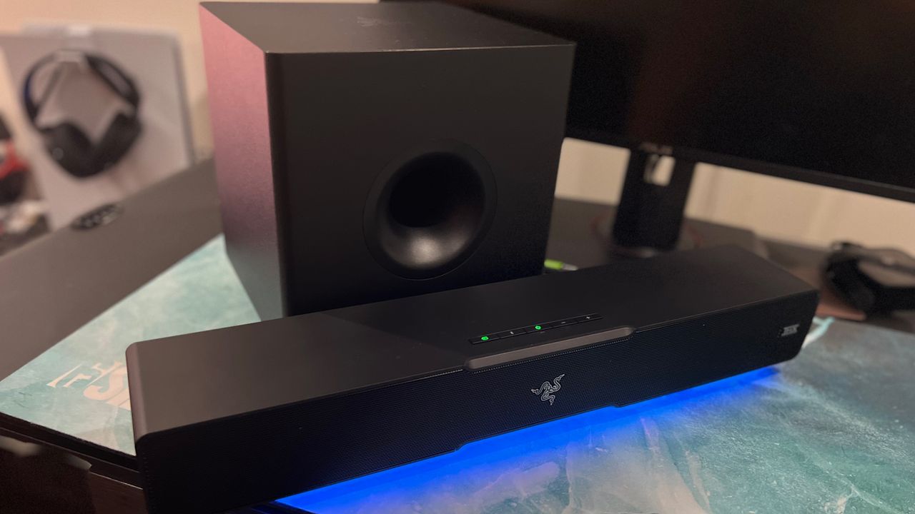 RAZER LEVIATHAN V2 ON DESK.