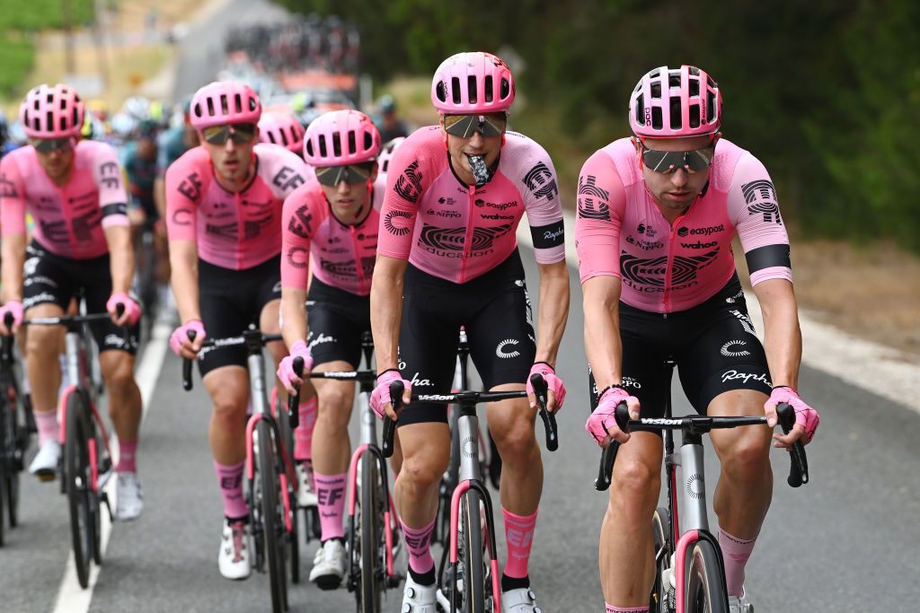 TANUDAZ AUSTRALIA JANUARY 18 Jens Keukeleire of Belgium and Tam EF Education Easypost feeding and Lukasz Wisniowski of Poland and Tam EF Education Easypost during the 23rd Santos Tour Down Under 2023 Stage 1 a 1499km stage from Tanunda to Tanunda on January 18 2023 in Tanunda Australia Photo by Tim de WaeleGetty Images