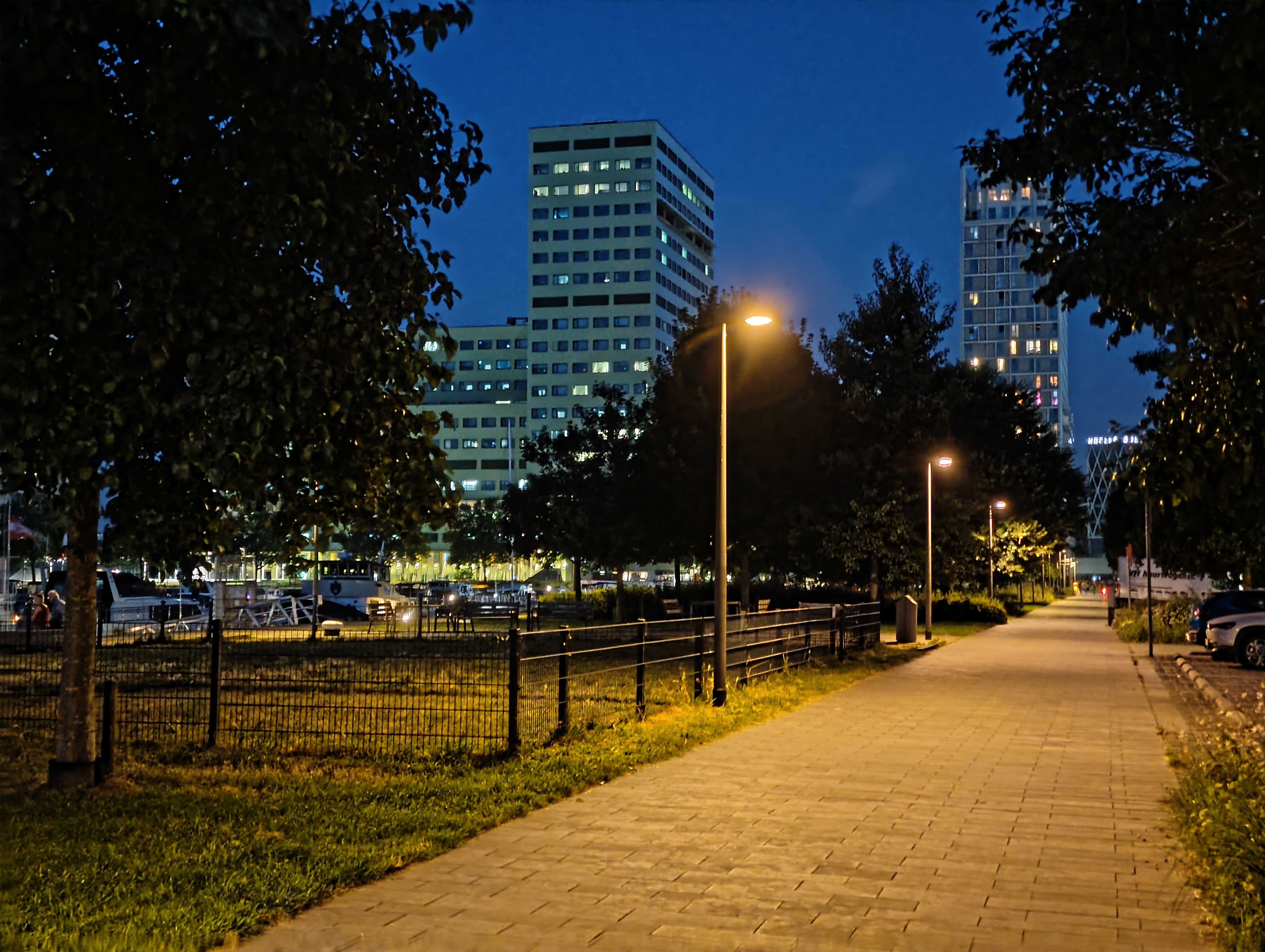 HMD Skyline camera sample