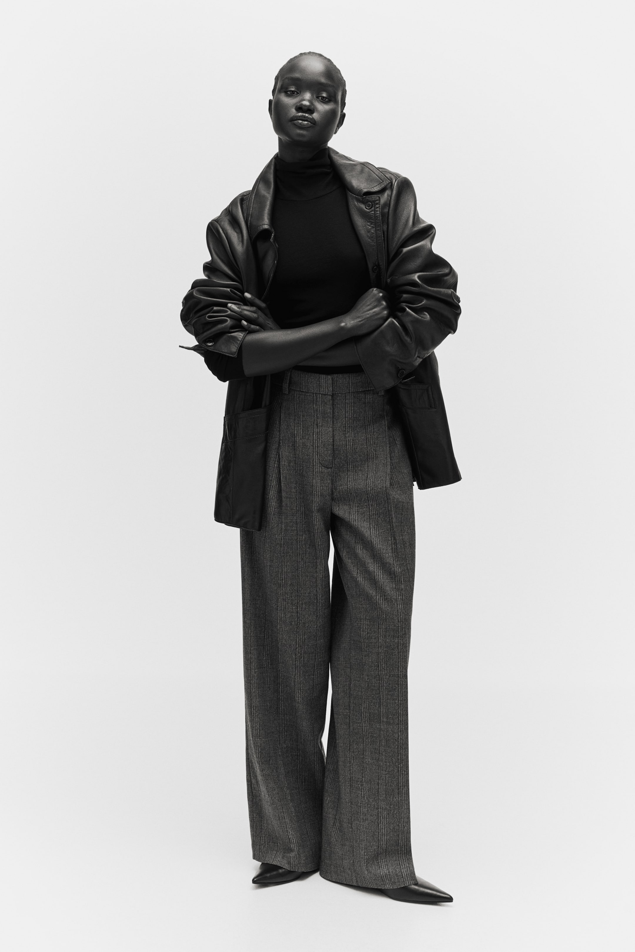 Wide Tailored Trousers - Black