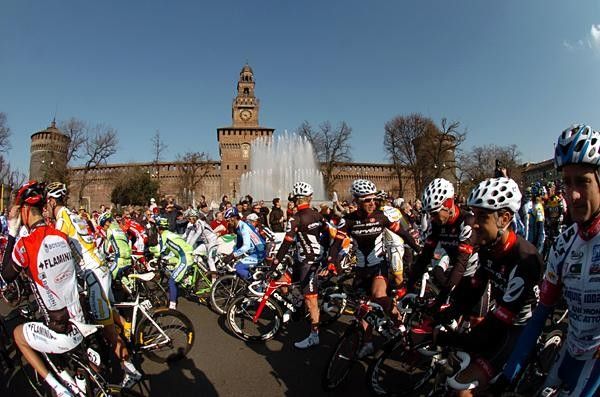 The start in Milano