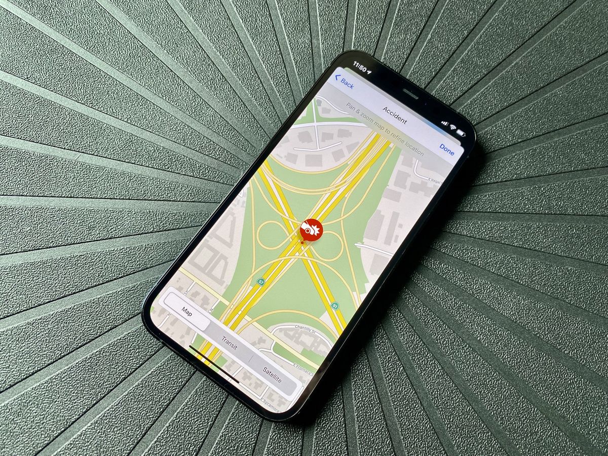 Ios 14 Report Incidents Maps Hero