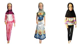 Muslim clothing for Barbie dolls