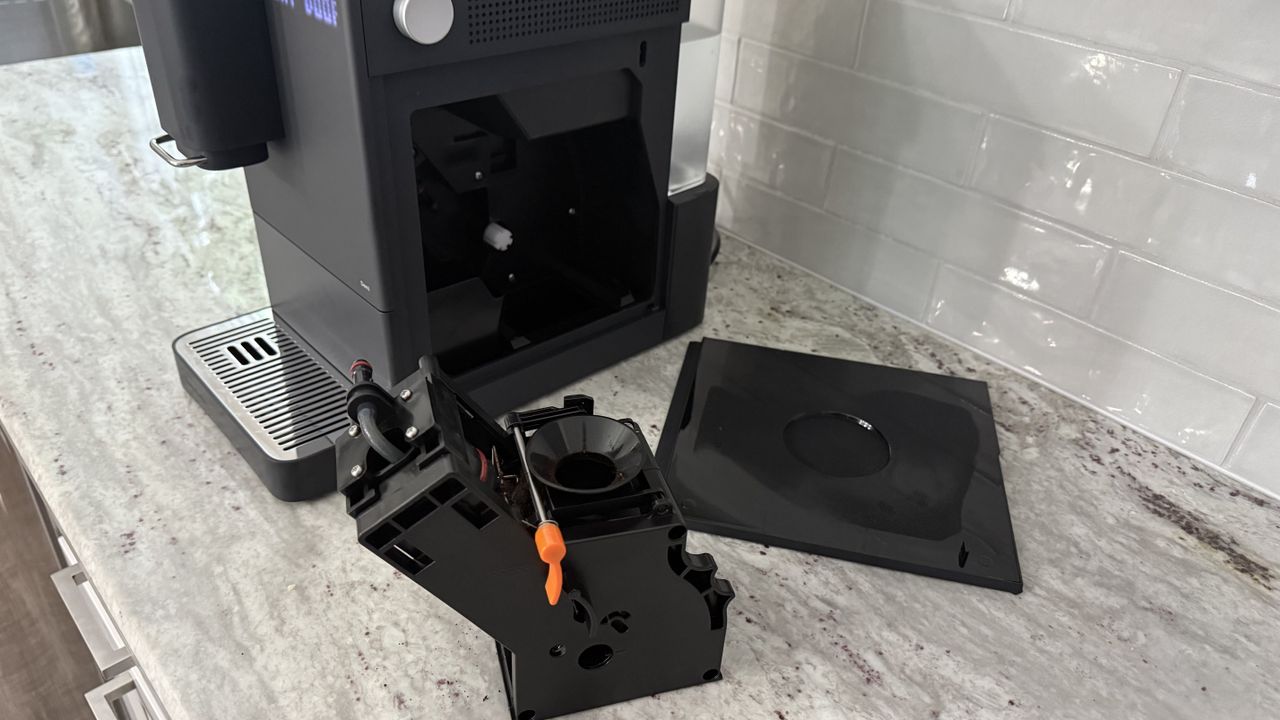 Terra Kaffe Demi cleaning brew unit