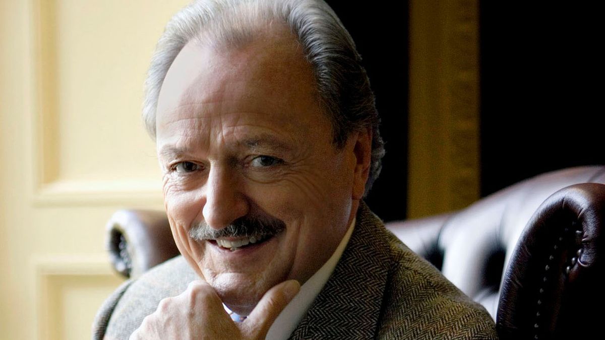 Peter Bowles