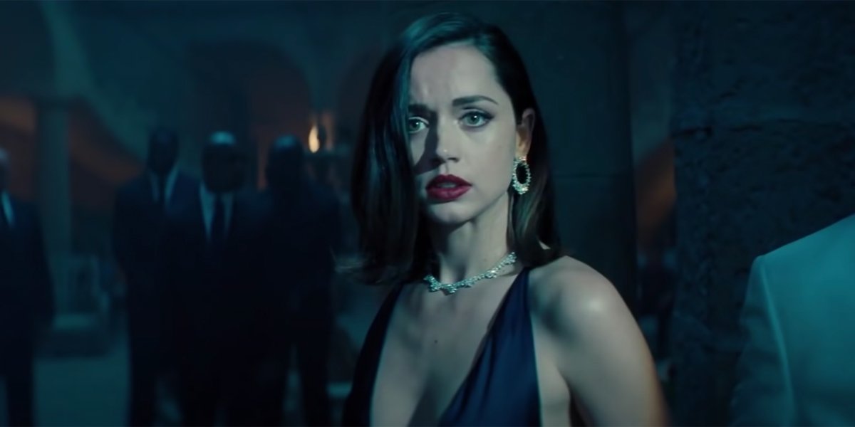 Ana de Armas in a diamond necklace for Bond 25