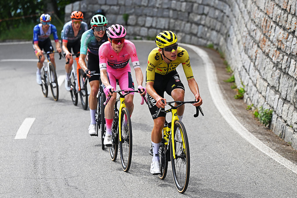 CARI, SWITZERLAND - MAY 26: (L-R) Jonas Vingegaard of Denmark - Pink Leader Jersey and Davide Piganzoli of Italy and Team Visma | Lease a Bike compete in the breakaway during the 109th Giro d'Italia 2026, Stage 16 a 113km stage from Bellinzona to Cari 1645m / #UCIWT / on May 26, 2026 in Cari, Switzerland. (Photo by Tim de Waele/Getty Images)