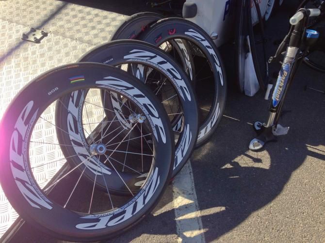 Plenty of Zipp wheels to choose from for Huon Salmon-Genesys riders
