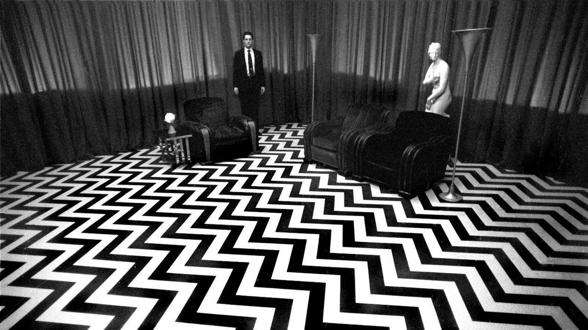 Celebrate Twin Peaks' 30th Anniversary With These Brilliant B&W Set ...