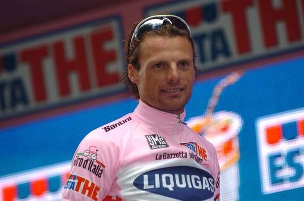Danilo Di Luca (Liquigas) kept the race lead.