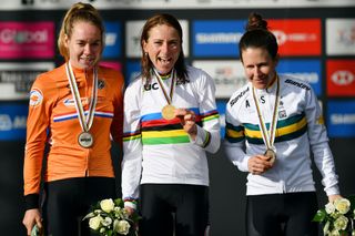Annemiek van Vleuten (Netherlands) atop the podium with Anna van der Breggen and Amanda Spratt