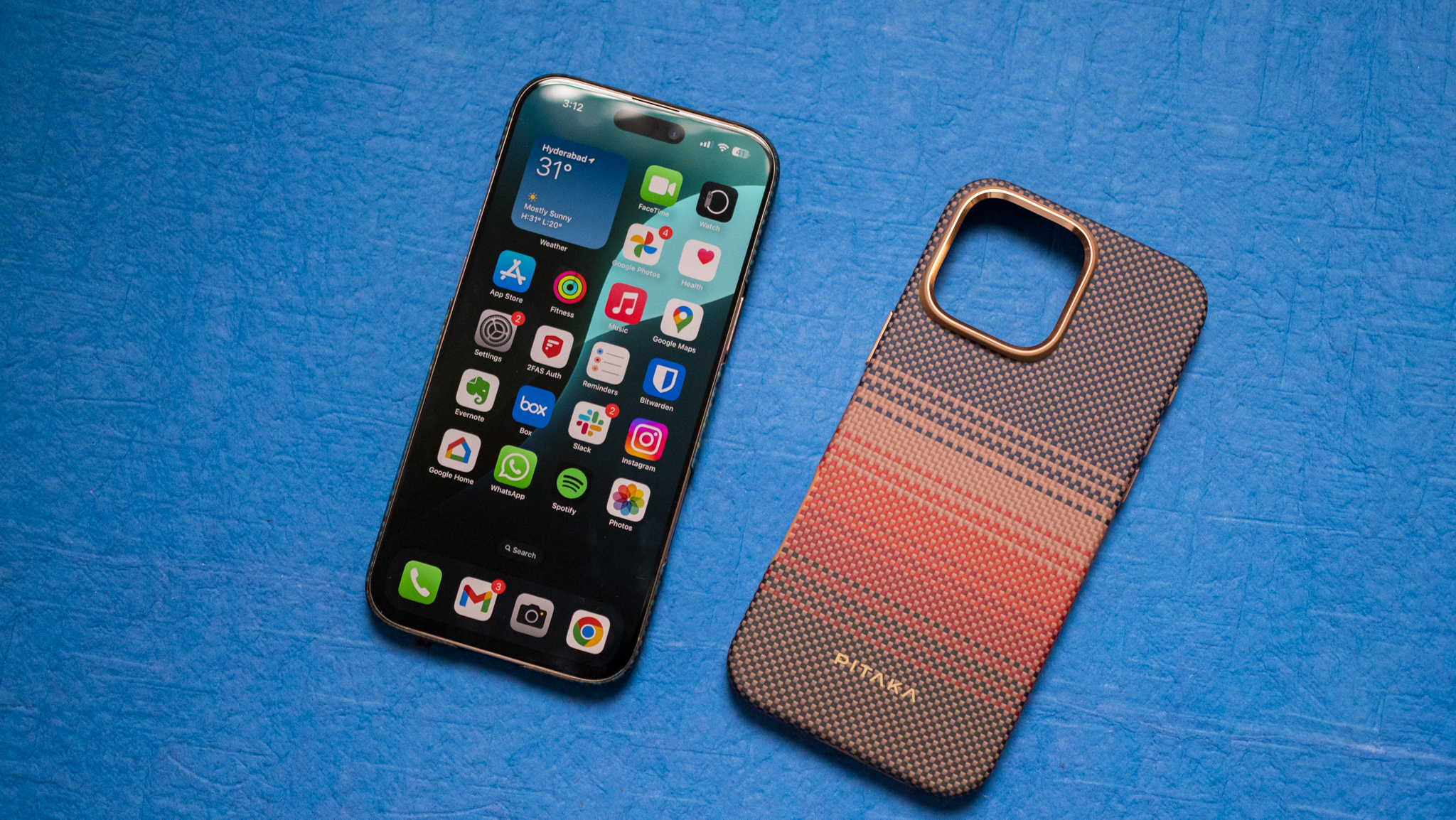 Pitaka Tactile Woven Case