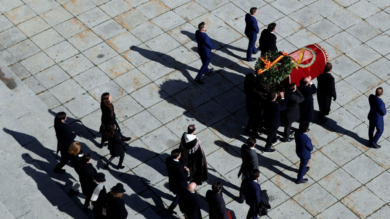 wd-franco_funeral_-_emilio_naranjopoolafp_via_getty_images.jpg