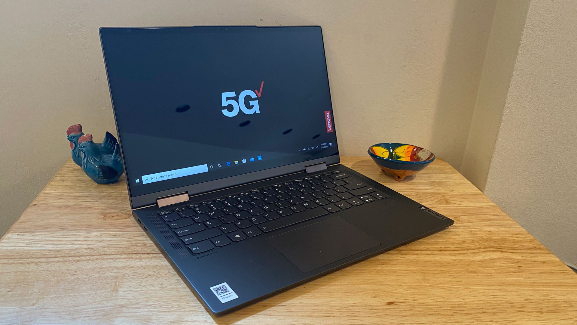 Lenovo Flex 5G Review: Solid Arm Laptop, but 5G Isn't Ready | Tom's Hardware