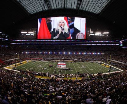Christina Aguilera at the Super Bowl 2011 - National Anthem error