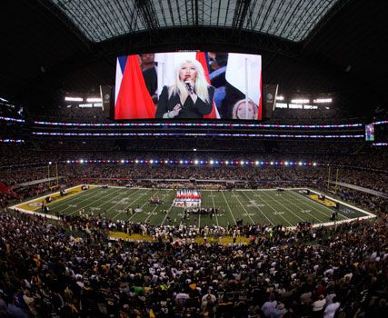 Christina Aguilera at the Super Bowl 2011 - National Anthem error