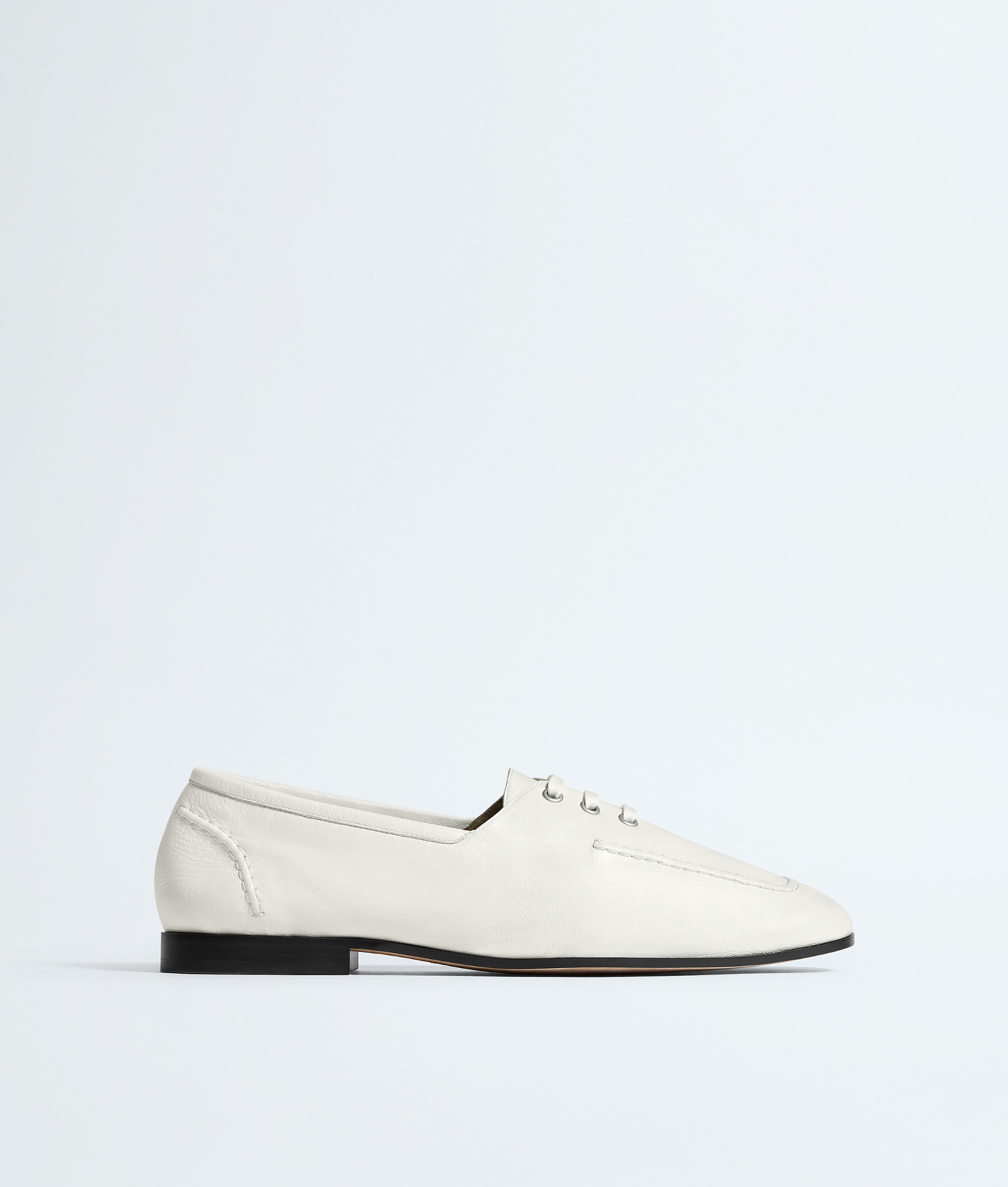 Women's Gino Lace-Up Shoe in Alabaster