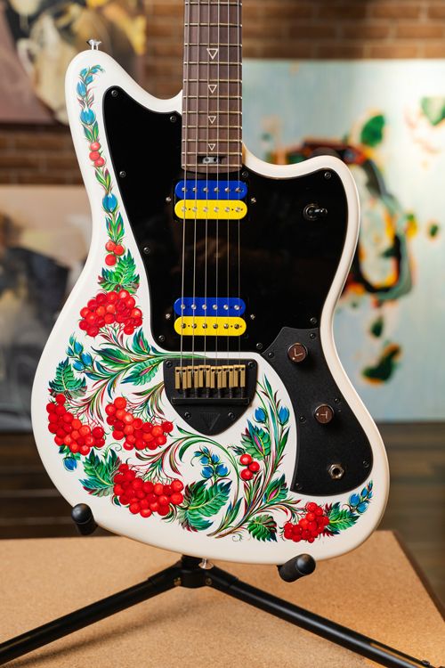 Valiant Guitars Oberig Ukraine Jupiter models