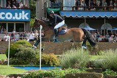 AdventureDeKannan_Hickstead14pn_12417.jpg