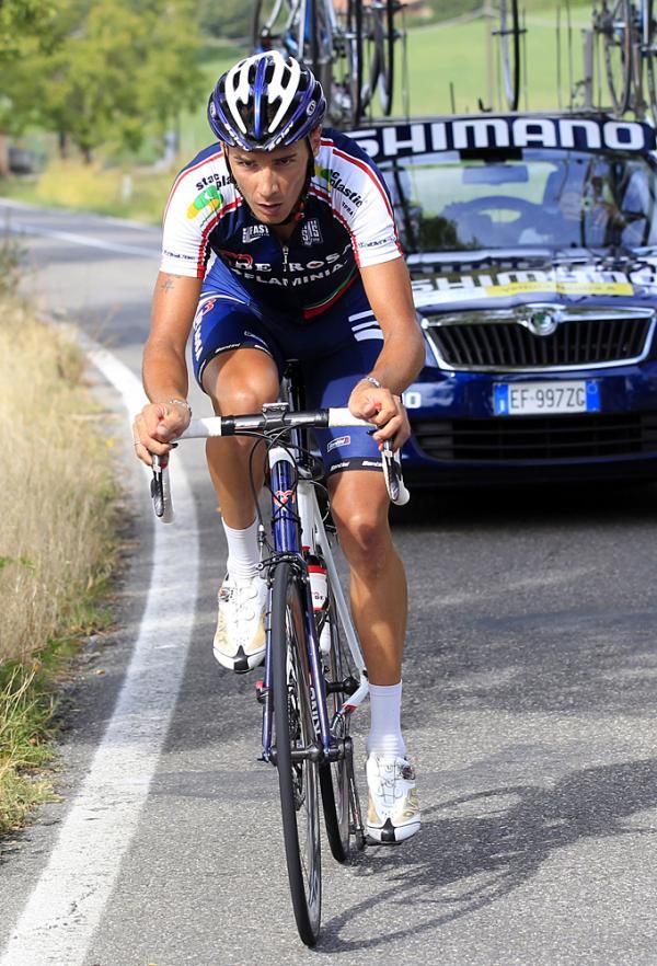 Edoardo Girardi (De Rosa - Ceramica Flaminia) on a solo move