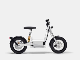 The original Cake Makka Polestar Edition electric moped in Snow white