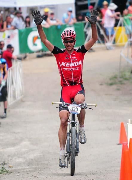 Colin Cares (Kenda-Tomac-Hayes) wins the Under 23 national championship.