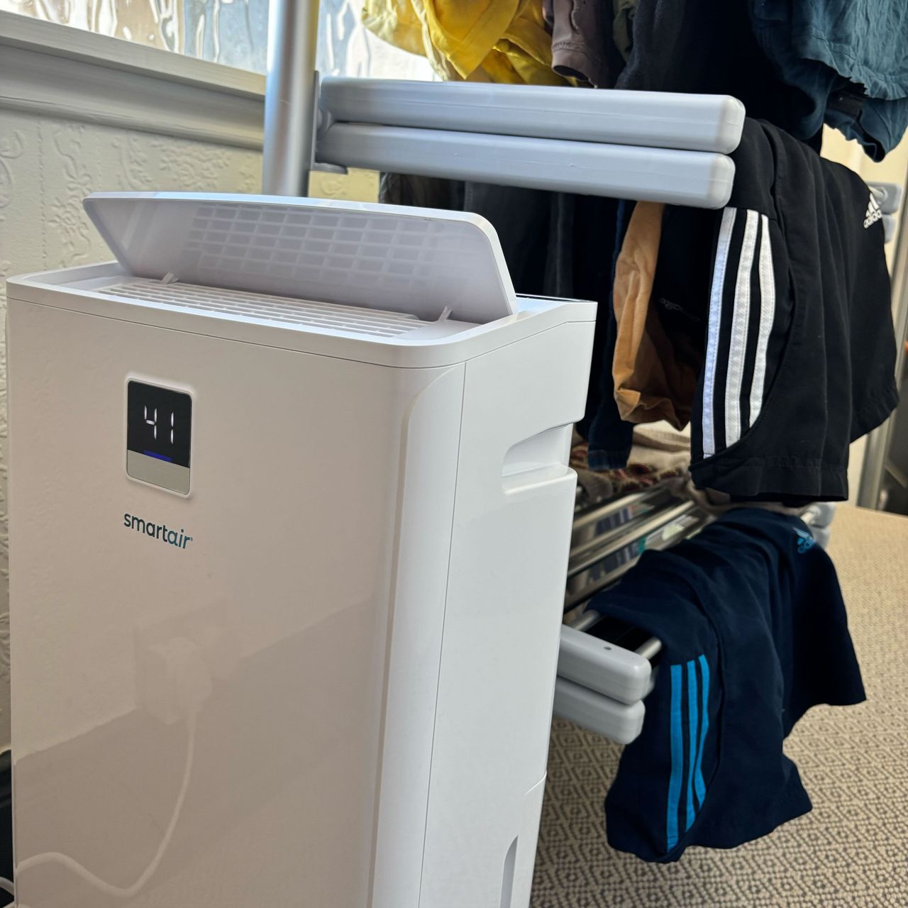 smartair dry zone dehumidifier with laundry
