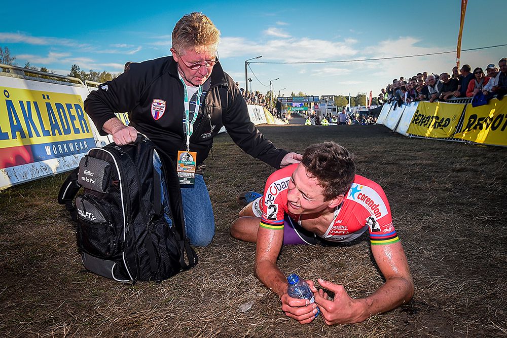 Mathieu van der Poel (Beobank-Corendon) on the ground in Zonhoven