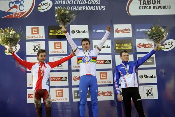 The U23 podium: Poles Kacper and Pawel Szczepaniak and Arnaud Jouffroy (France)