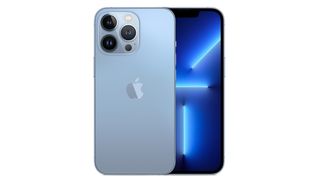 iPhone 13 Pro in colorazione Azzurro Sierra
