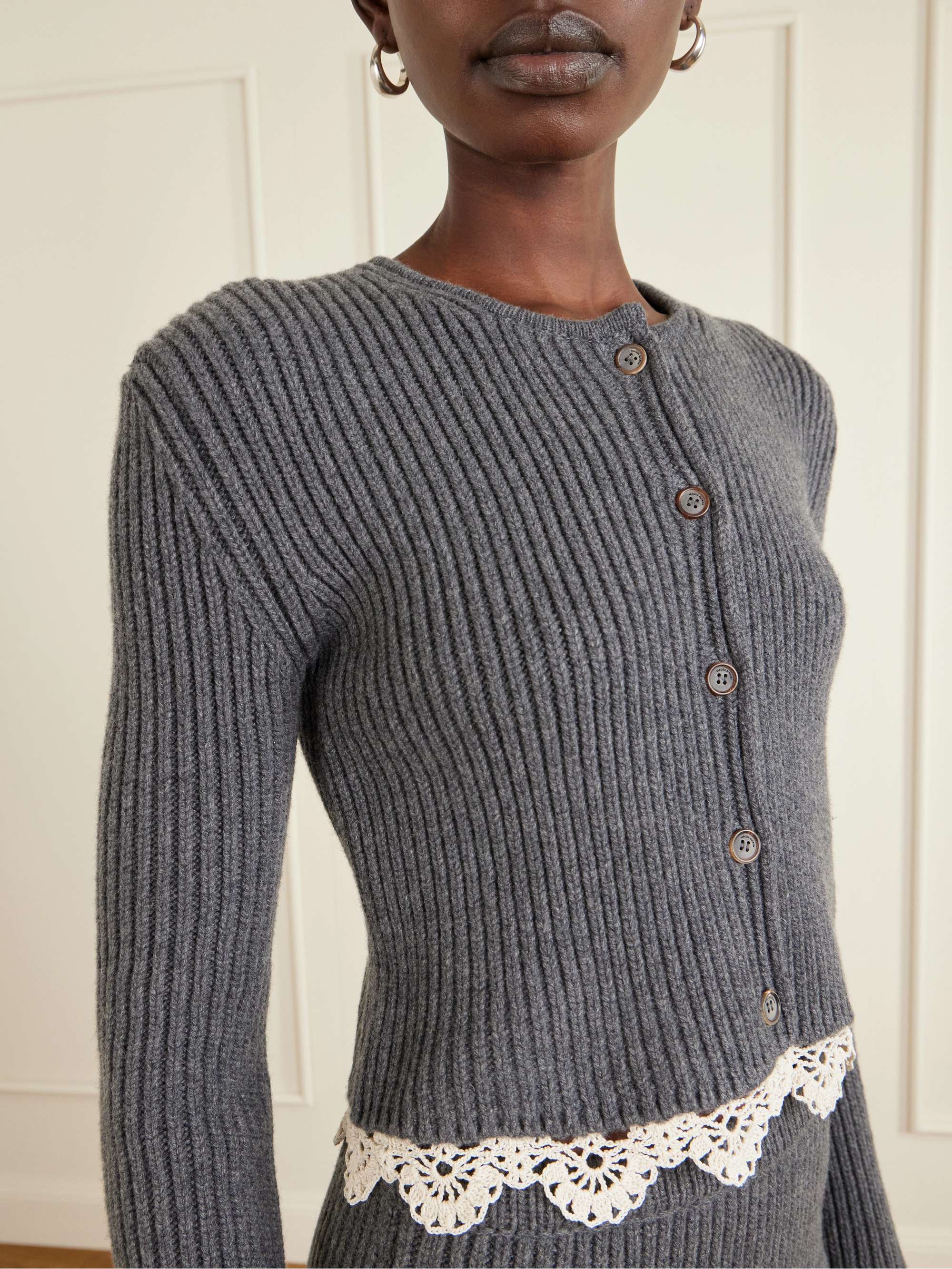Cropped Lace-Trimmed Ribbed Wool Cardigan