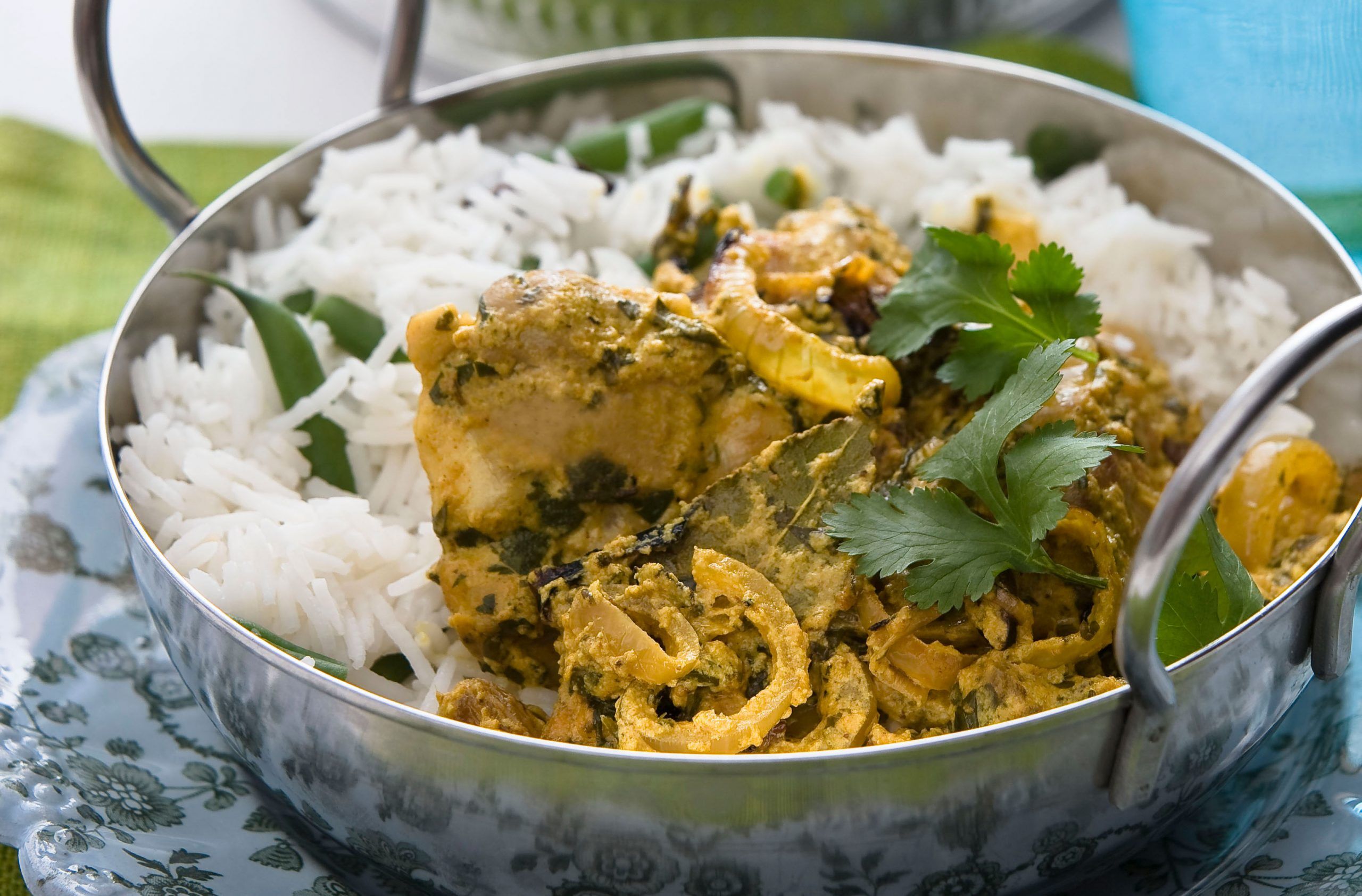Aromatic chicken curry recipe