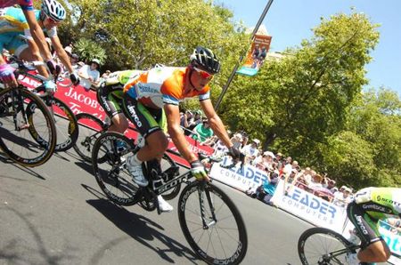 Simon Gerrans (GreenEdge) rode in the pack comfortably, knowing all he had to do was deny Alejandro Valverde of the time bonuses on offer.