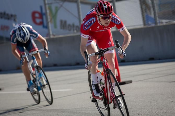 Cyclocross standout and newly-signed Cal Giant Berry Farms/Specialized rider Logan Owen wasted no time making an impression in the pro men's event, attacking on the second lap.