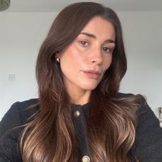 Eleanor after using Hourglass makeup brushes