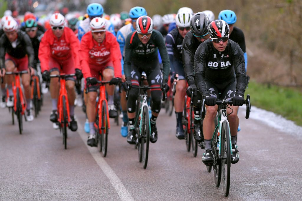 Juraj Sagan leads the peloton.