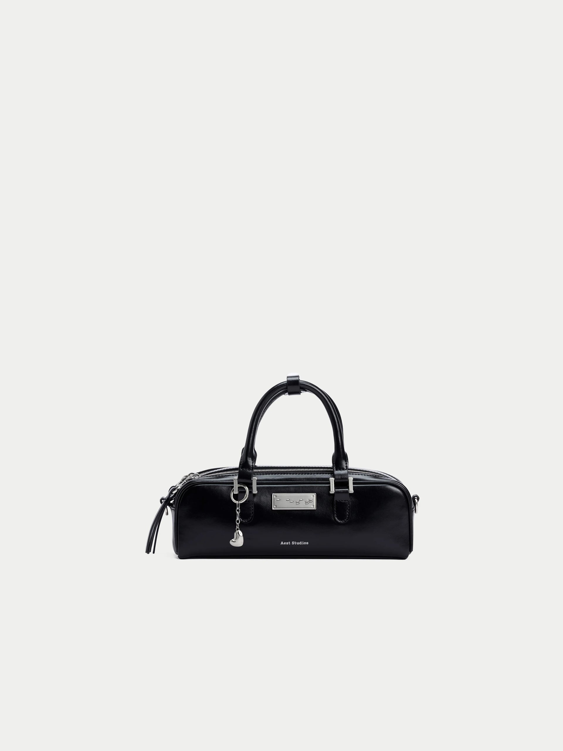 Capture Small Baguette Bag - Black / S