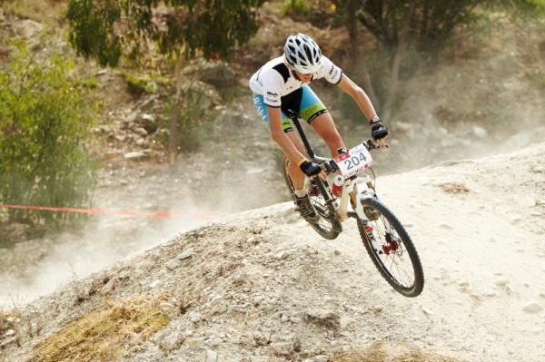 Christopher Aitken airs in the hip section of the U19 SCC.