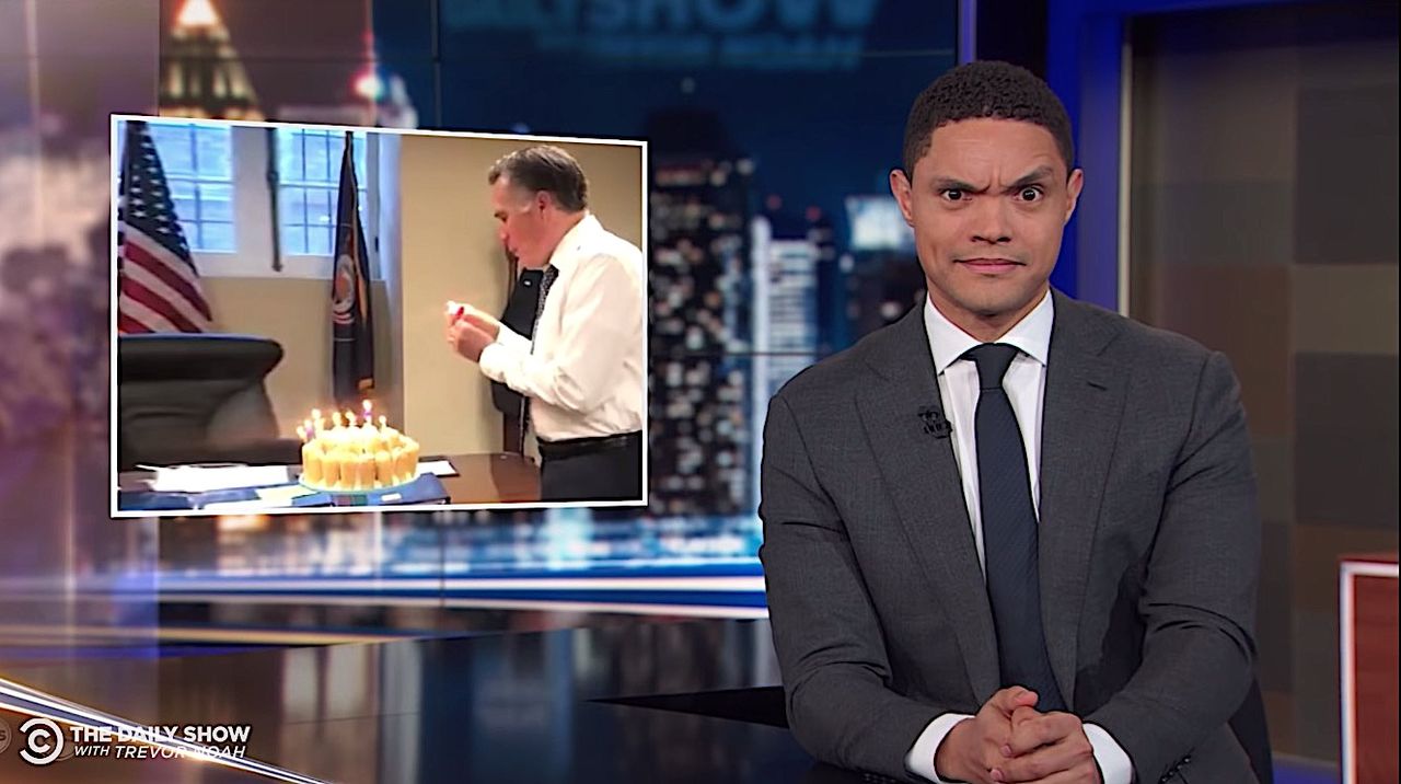 Trevor Noah round-robins the news