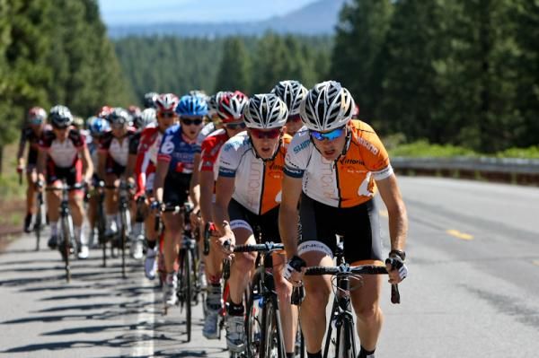 Realcyclist.com spent the day working hard to protect the jersey.