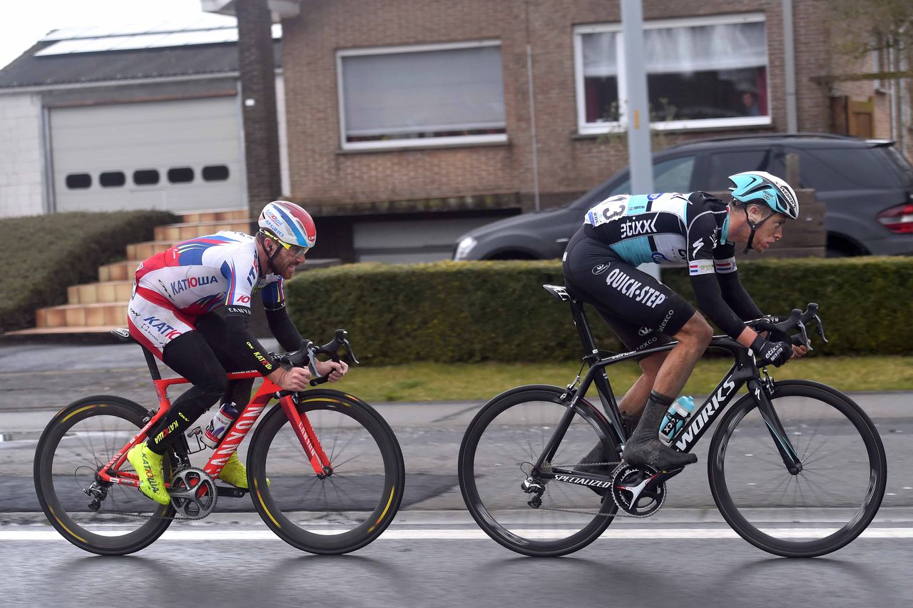 Niki Terpstra (Etixx-Quick Step) leading Luca Paolini (Katusha)