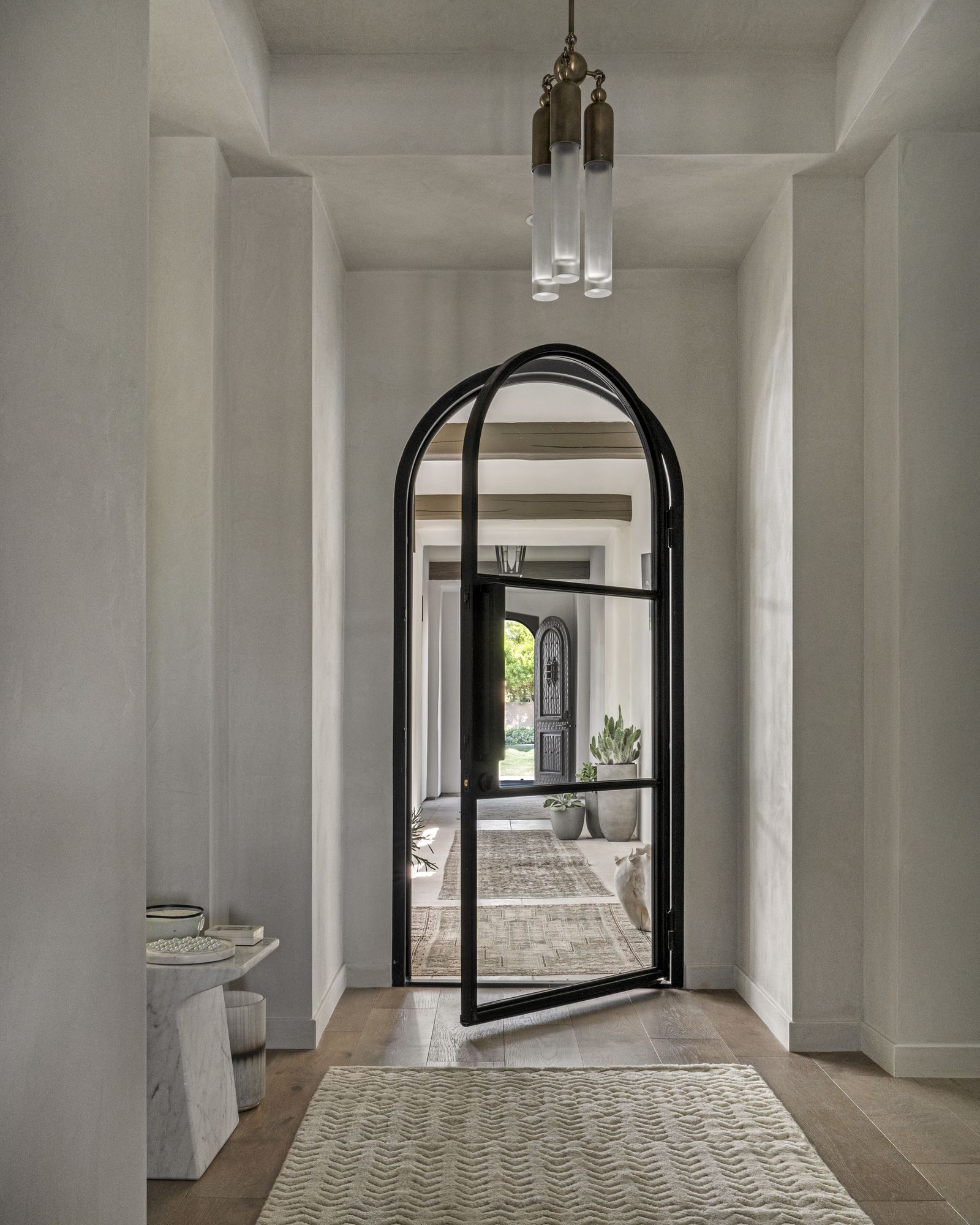 How to elevate your 'passthrough room' experts explain Livingetc