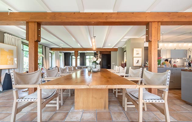 Luxurious-Equestrian-Hideaway-Available-at-a-guide-price-of-5200000-EUR-through-Hamburg-Sotheby%E2%80%99s-International-Realty-20.jpg