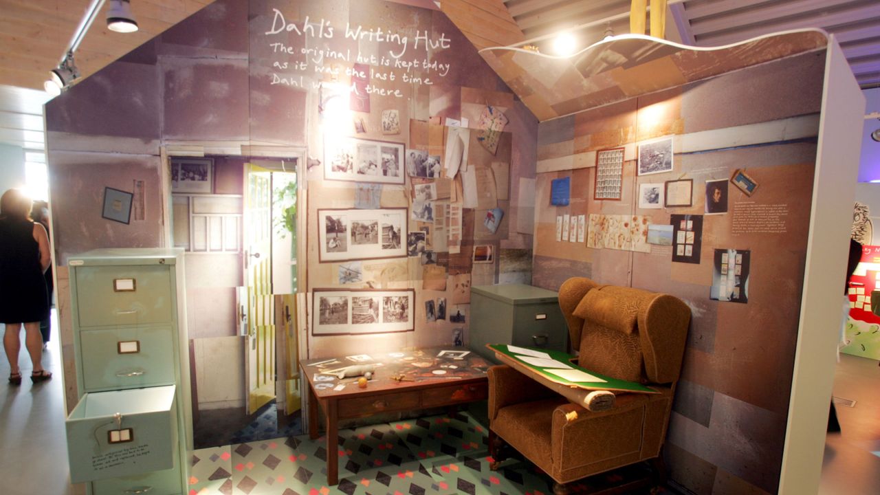 Re-creation of Roald Dahl&#039;s writing shed, at the Roald Dahl Museum